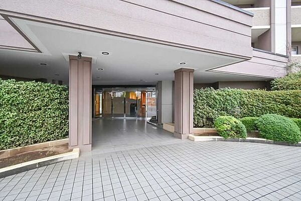エントランスを拡大表示