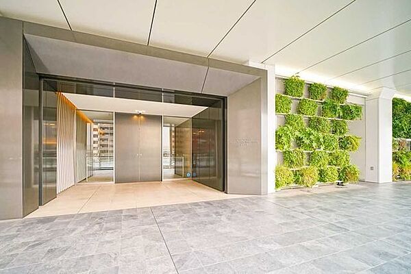 エントランスを拡大表示