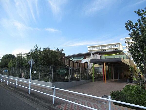 矢川保育園 60m