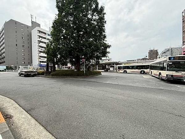 JR西八王子駅前 1000m