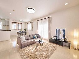 多摩市和田　中古戸建 3LDKのリビング/ダイニング