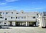 周辺：調布市立国領小学校 330m