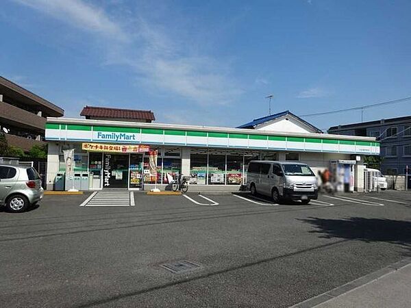 ファミリーマート小金井貫井南町店 549m