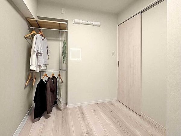 エアコン先行配管済/収納スペース有り