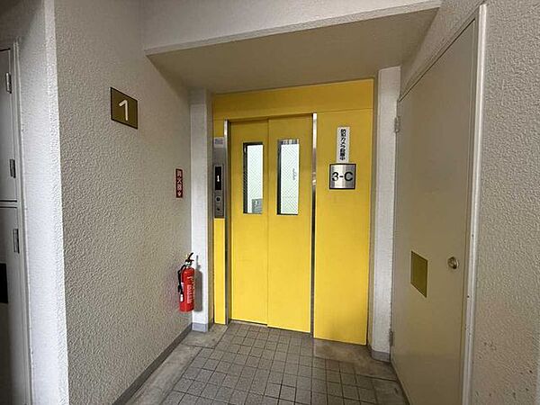 エレベーター