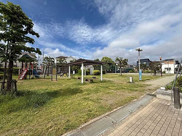 南林間むつみ公園 80m