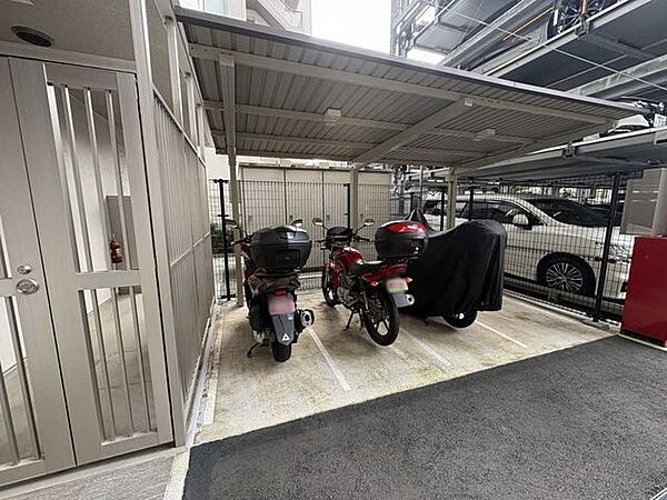 バイク置場