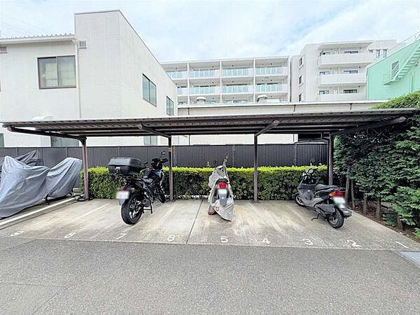 バイク置き場