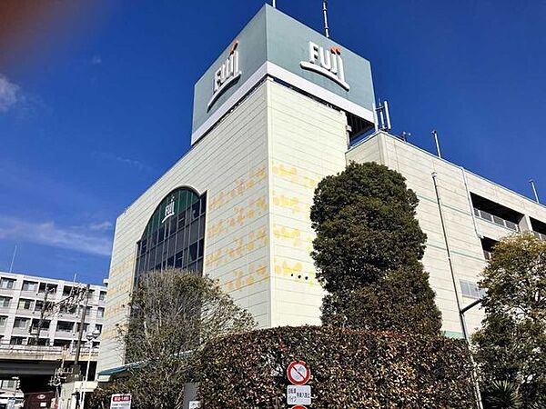 FUJI 本郷台店 1230m