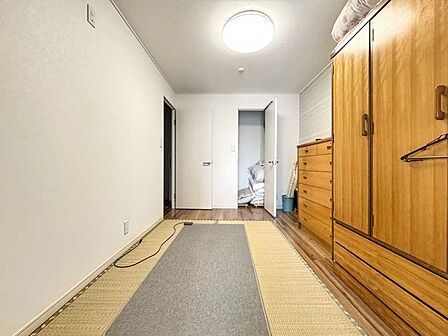 家具調度品は価格に含まれません