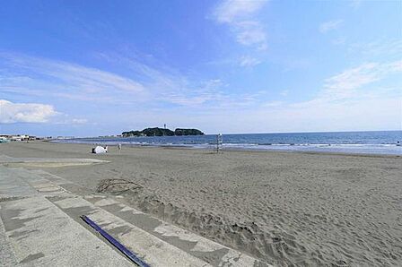  片瀬海岸 550m