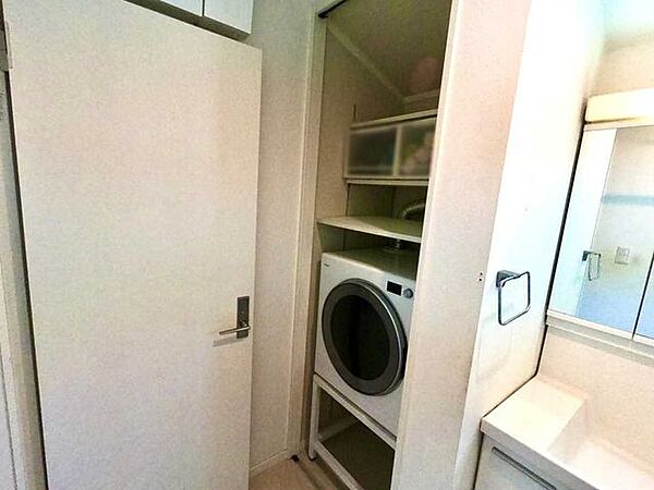 家具調度品は価格に含まれません