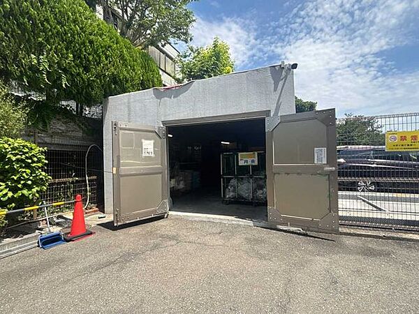 ゴミ捨て場