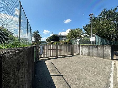 町田市立鶴間小学校 100m