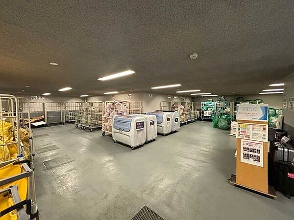 24時間ゴミ捨て可能なゴミ集積場