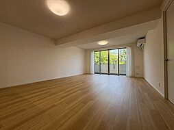 ミオカステーロあざみ野南 4LDKのリビング/ダイニング