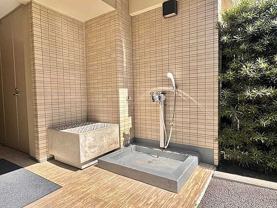 ペットの足洗い...