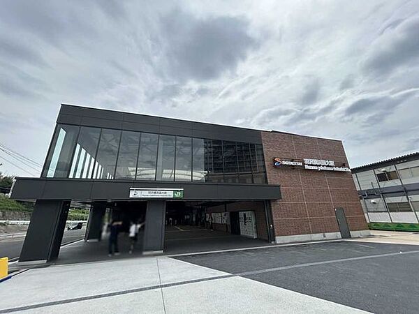 相模鉄道相鉄線横浜線　「羽沢横浜国大」駅 90m
