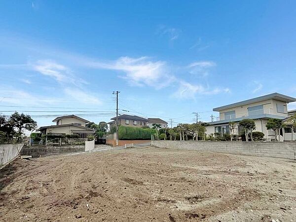 分筆前、南東側より、全2区画