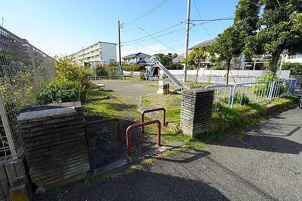 龍城ケ丘東公園 80m