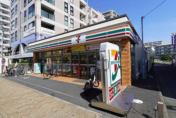 セブンイレブン 藤沢辻堂駅東店 850m