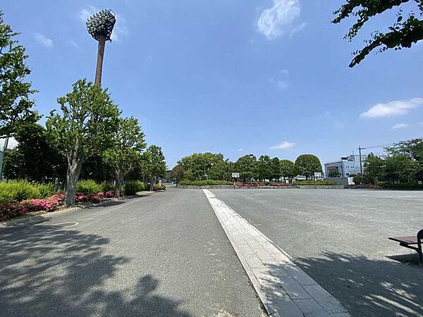 秋葉台公園 650m