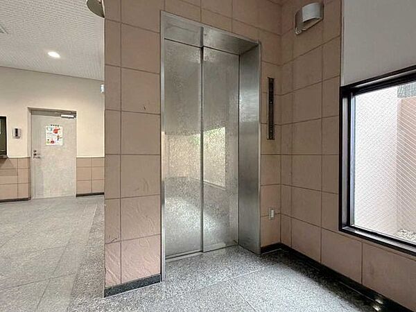 エレベーターホール
