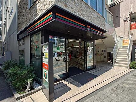  セブンイレブン藤沢駅北口店 500m