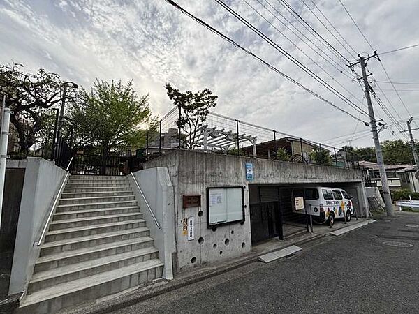 戸塚第二幼稚園 470m