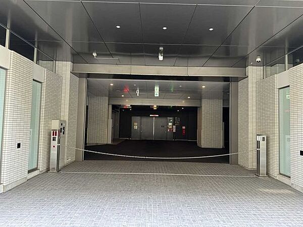 シャッターゲート