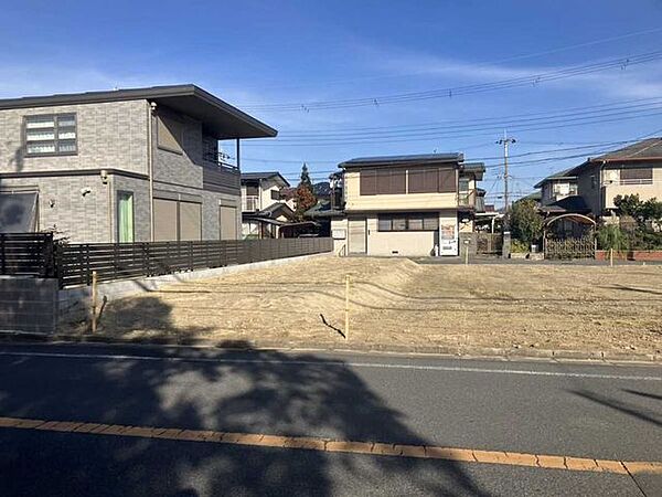 対象地は向かって左側
