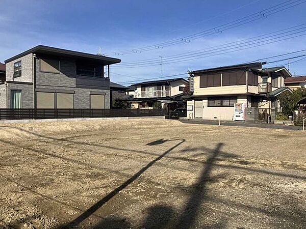 対象地は向かって左側