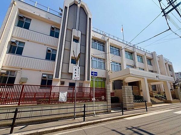 大阪市立城東小学校 120m