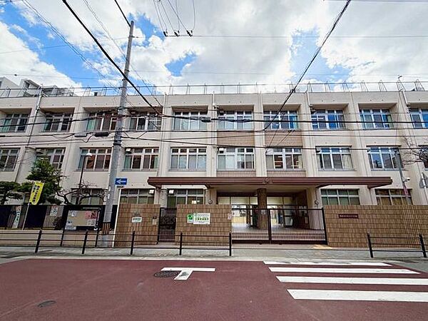 大阪市立桜ノ宮小学校 640m