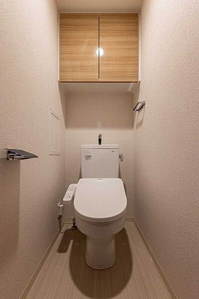 壁面クロスは新規貼替