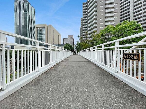 遊歩道（あすなろ橋） 63m
