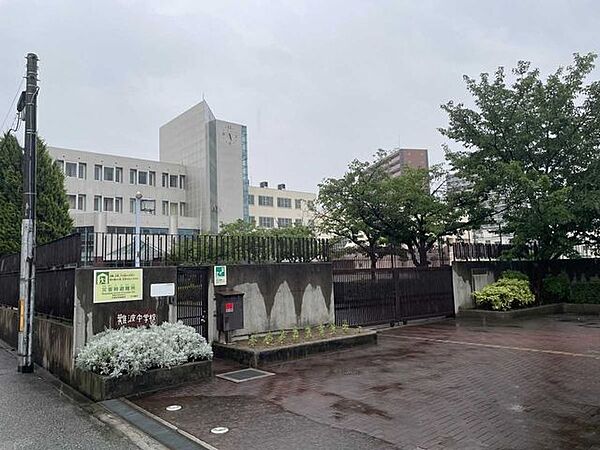 大阪市立難波中学校 400m