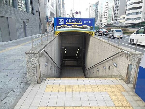 クリスタ長堀 90m