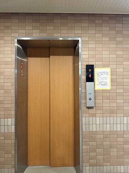 エレベーター
