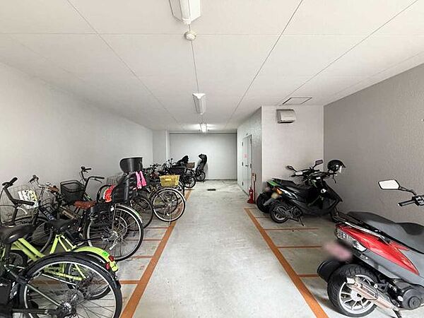 バイク置き場