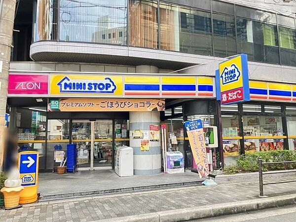 ミニストップ梅田豊崎5丁目店 160m