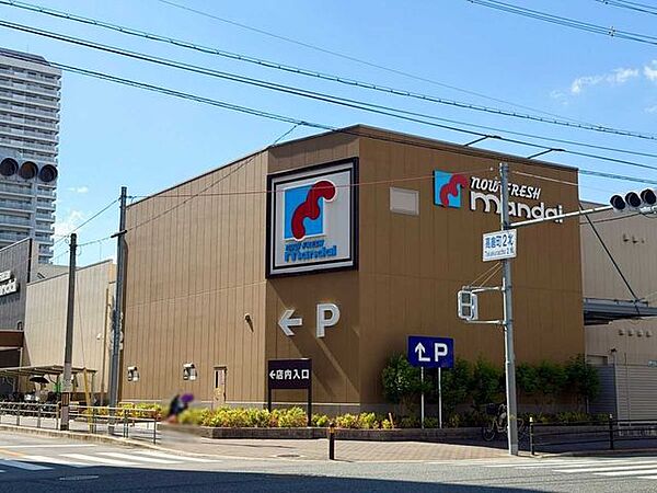万代都島友渕店 420m