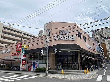 「阪急オアシス同心店」 95m