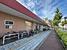 周辺：ライフ塩草店 470m