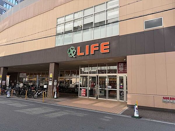 ライフ　堺筋本町店 300m