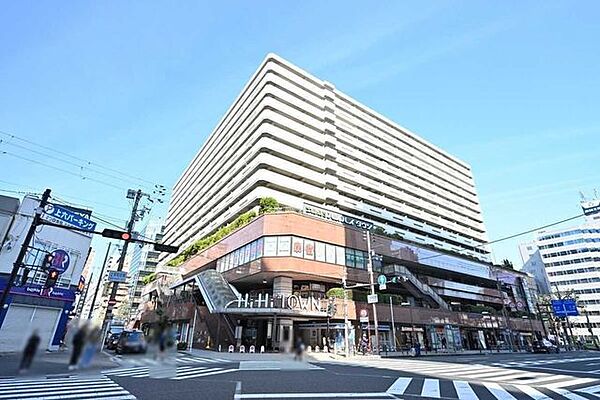 うえほんまちハイハイタウン 650m