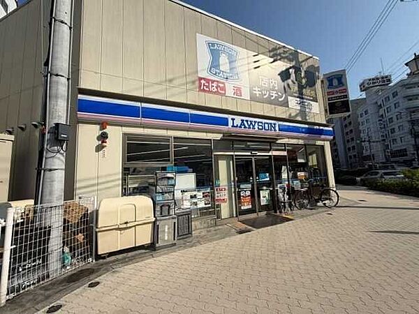 ローソン西田辺駅前店 900m