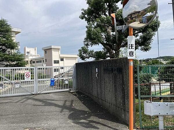 池田市立石橋中学校 420m