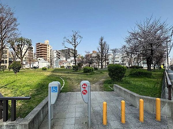 大淀中公園 190m
