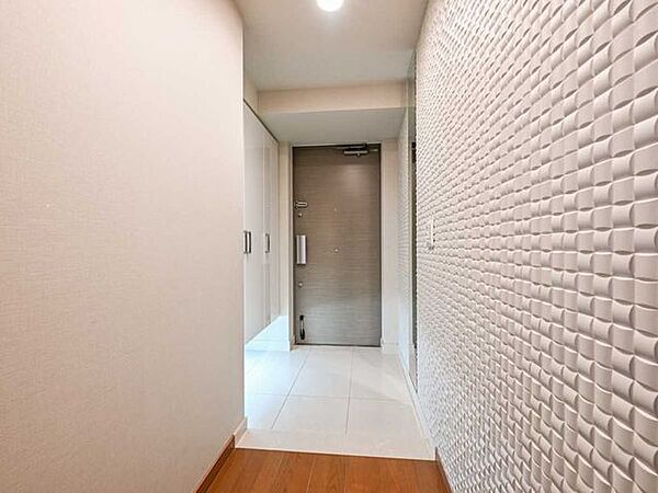 壁面がエコカラット仕様です！